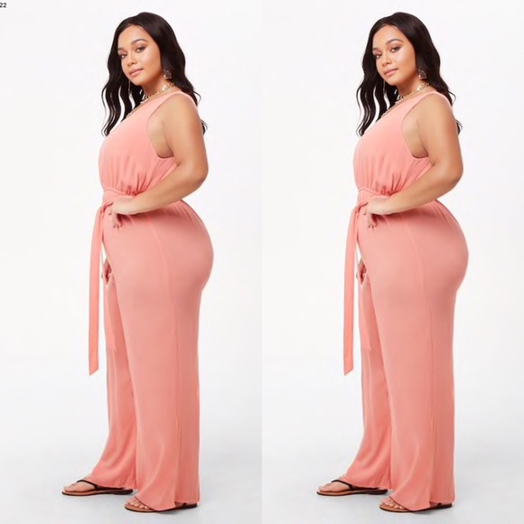 ⭐️HOST PICK⭐️ Plus size jumpsuit - Picture 4 of 7